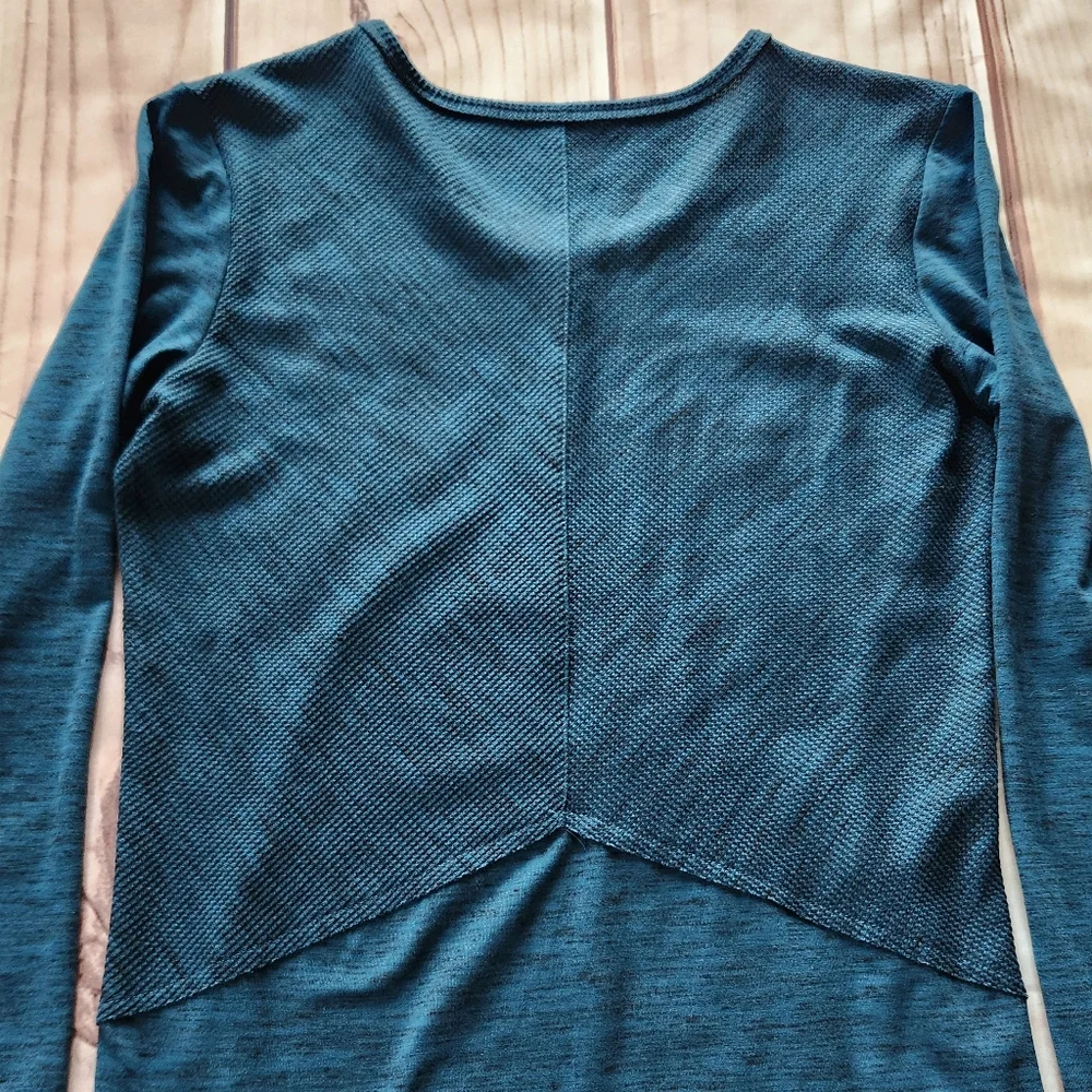 **SOLD** Kuhl "Svenna" Waffle Knit Henley Long Sleeve Shirt Teal Blue | Size S - Picture 7 of 12